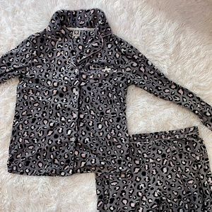 leopard print pajama set